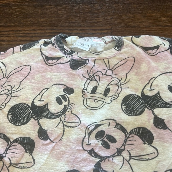 Zara x Disney Baby Minnie Mouse And Daisy Pink Shirt Size 4-5 Years - Picture 2 of 4